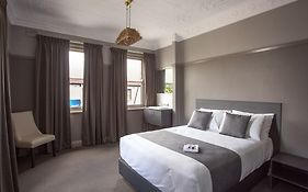 Nags Head Hotel